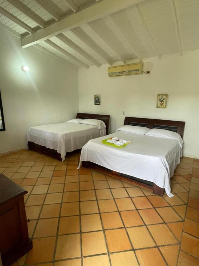 Hotel Candilejas Puerto Berrio Exterior foto